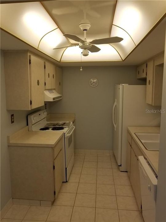 Recently Rented: $1,495 (1 beds, 1 baths, 1003 Square Feet)