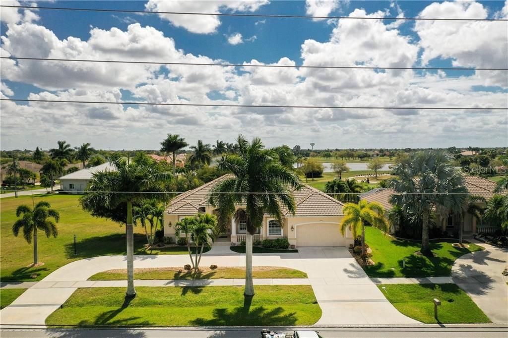 Recently Sold: $524,900 (3 beds, 2 baths, 2320 Square Feet)