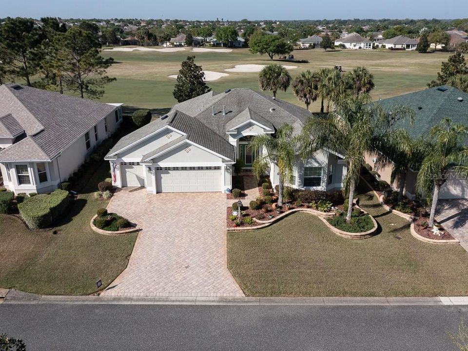 Recently Sold: $644,900 (3 beds, 2 baths, 2031 Square Feet)