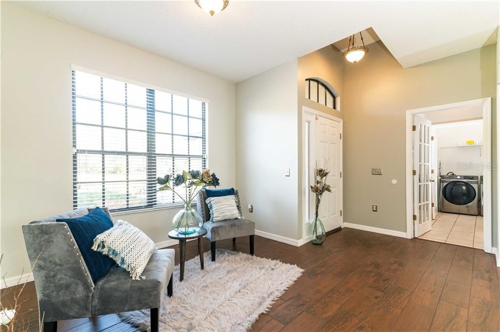 Recently Sold: $415,000 (3 beds, 2 baths, 1913 Square Feet)