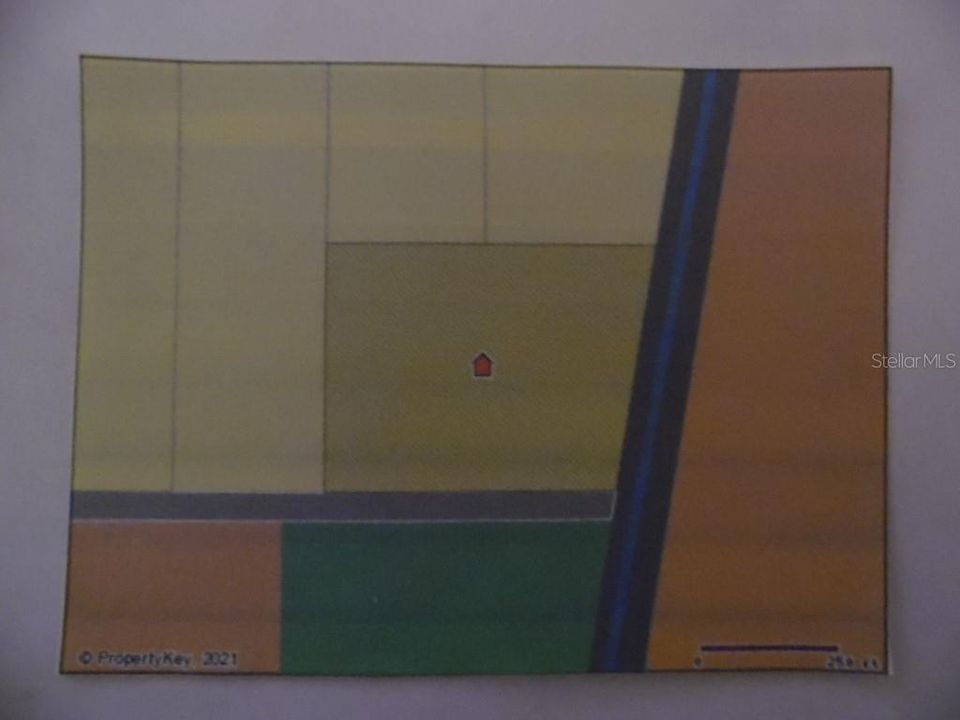 Vendido Recientemente: $124,900 (5.48 acres)