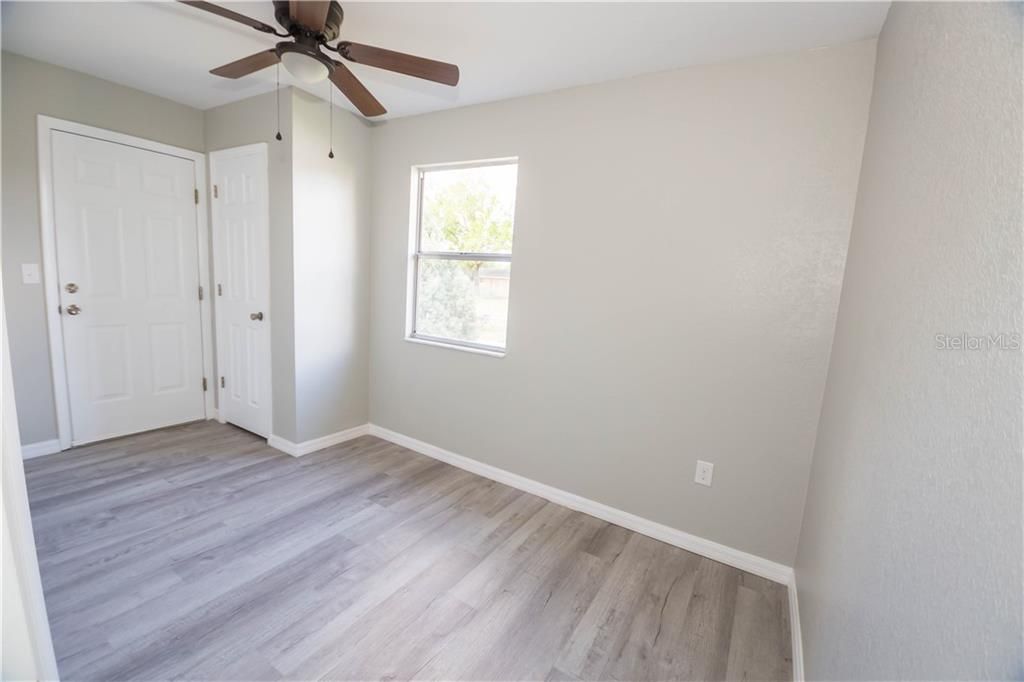 Recently Sold: $124,900 (3 beds, 1 baths, 912 Square Feet)