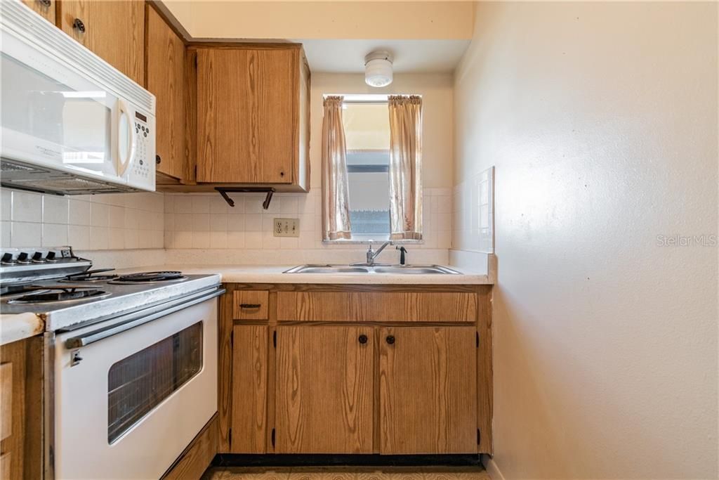 Recently Sold: $60,000 (1 beds, 1 baths, 768 Square Feet)