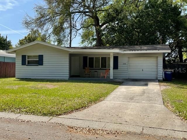 Recently Sold: $214,000 (2 beds, 1 baths, 1080 Square Feet)