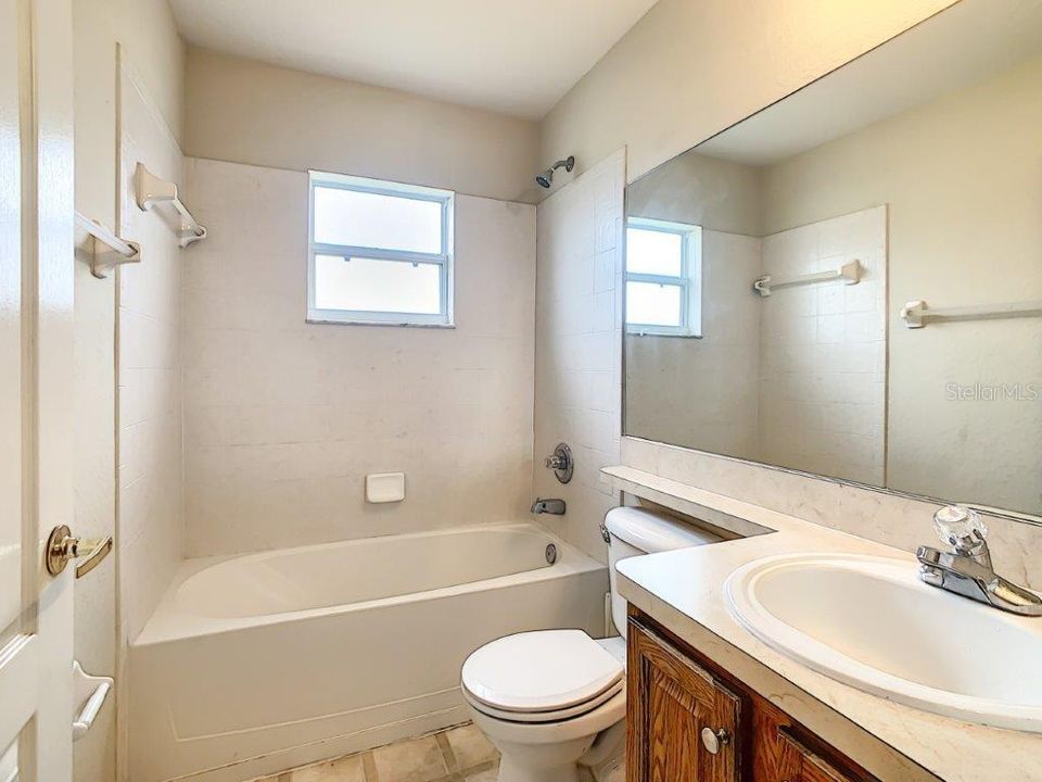 最近售出: $205,000 (3 贝兹, 2 浴室, 1628 平方英尺)