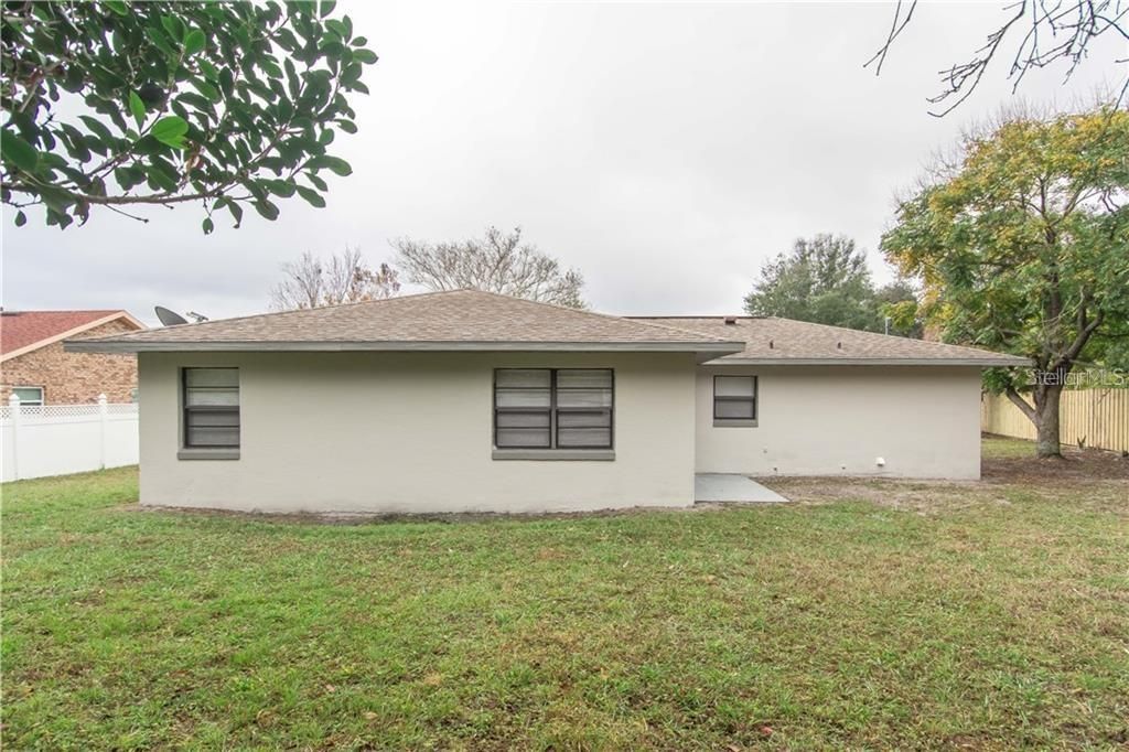 Recently Rented: $1,375 (3 beds, 2 baths, 1338 Square Feet)