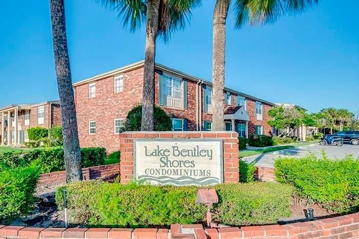 Recently Sold: $92,000 (2 beds, 2 baths, 831 Square Feet)