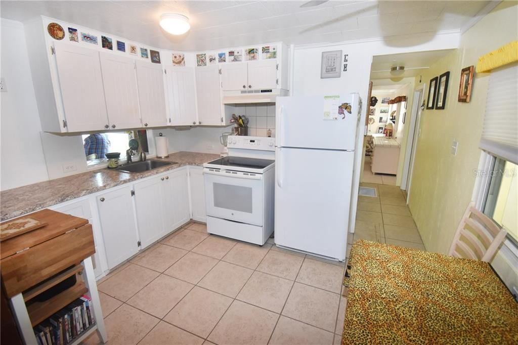 Recently Sold: $90,000 (1 beds, 1 baths, 576 Square Feet)