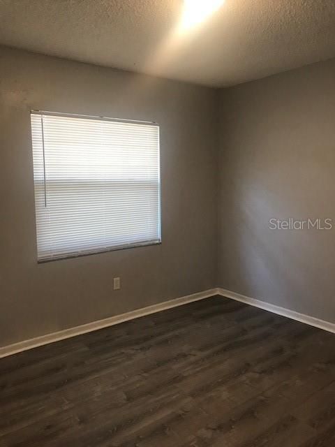 Recently Rented: $900 (2 beds, 1 baths, 826 Square Feet)