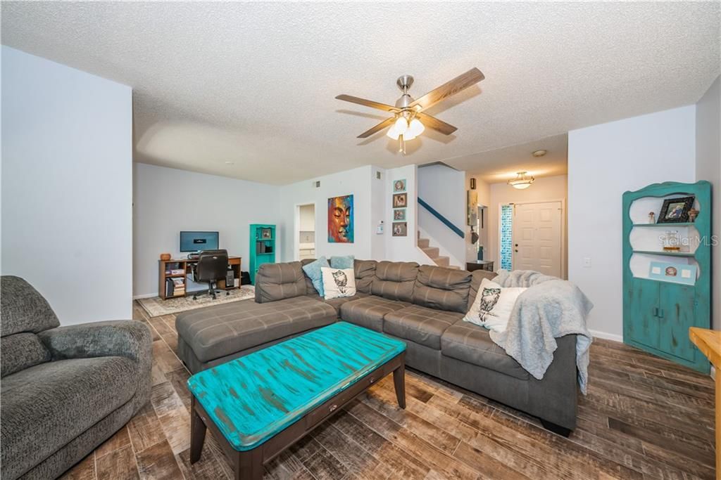 Recently Sold: $249,900 (3 beds, 2 baths, 1610 Square Feet)