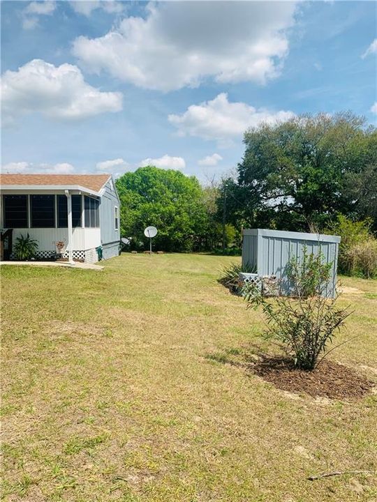 Recently Sold: $115,000 (3 beds, 1 baths, 984 Square Feet)