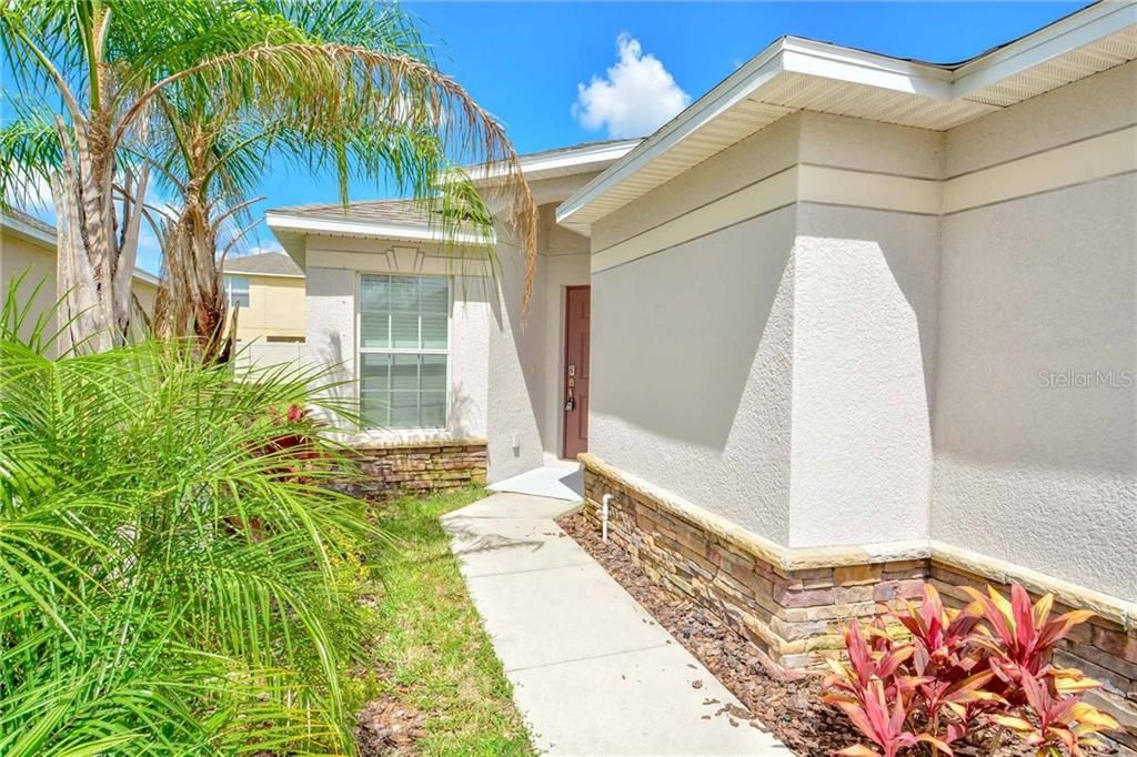 Recently Sold: $219,900 (3 beds, 2 baths, 1242 Square Feet)