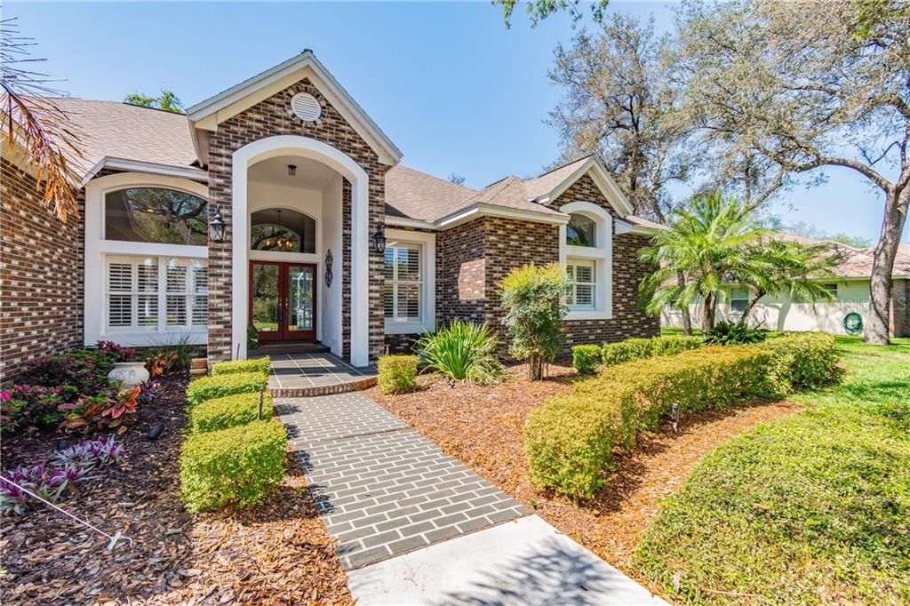 Recently Sold: $449,900 (4 beds, 3 baths, 2541 Square Feet)