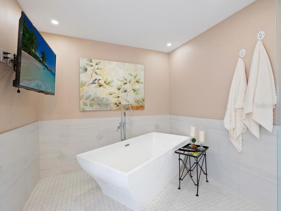 Недавно продано: $1,200,000 (2 спален, 2 ванн, 1468 Квадратных фут)