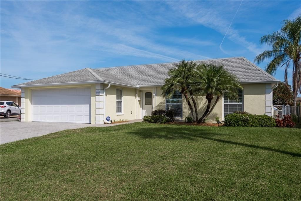 Recently Sold: $497,000 (3 beds, 3 baths, 1634 Square Feet)