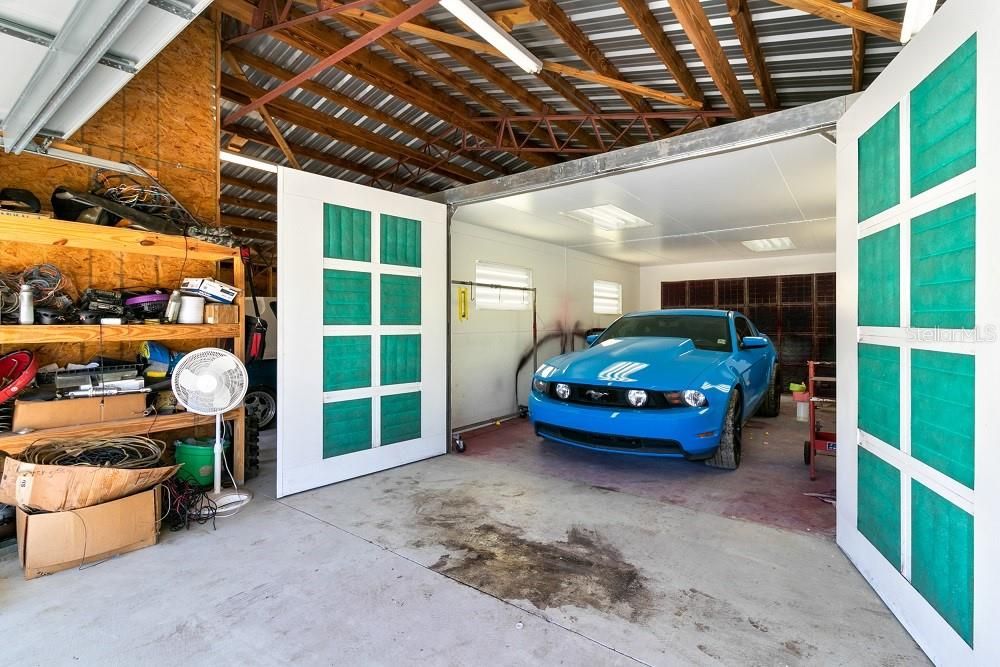Be the envy of all your friends with a garage like this.  Try and find one somewhere else as nice as this!