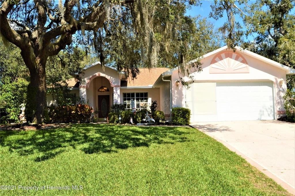 Recently Sold: $256,000 (3 beds, 2 baths, 1478 Square Feet)
