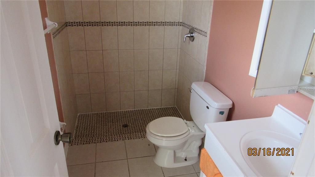 最近租的: $1,400 (3 贝兹, 2 浴室, 1406 平方英尺)