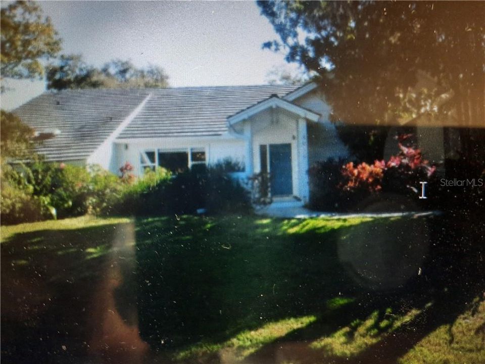 Recently Sold: $840,000 (3 beds, 2 baths, 2496 Square Feet)