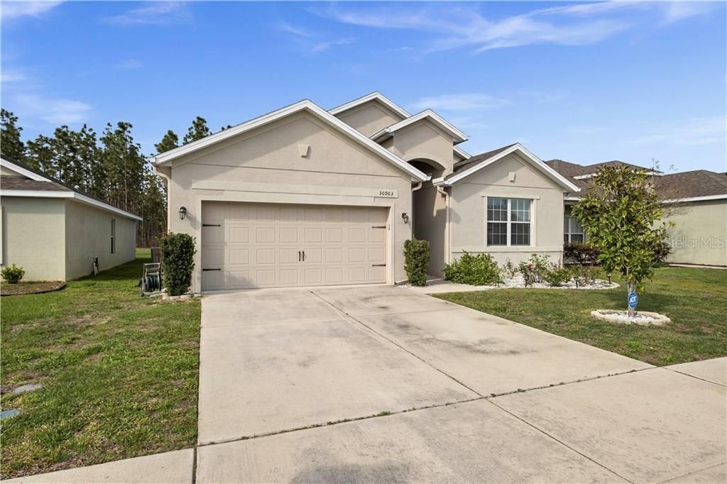 Recently Sold: $224,900 (3 beds, 2 baths, 1629 Square Feet)