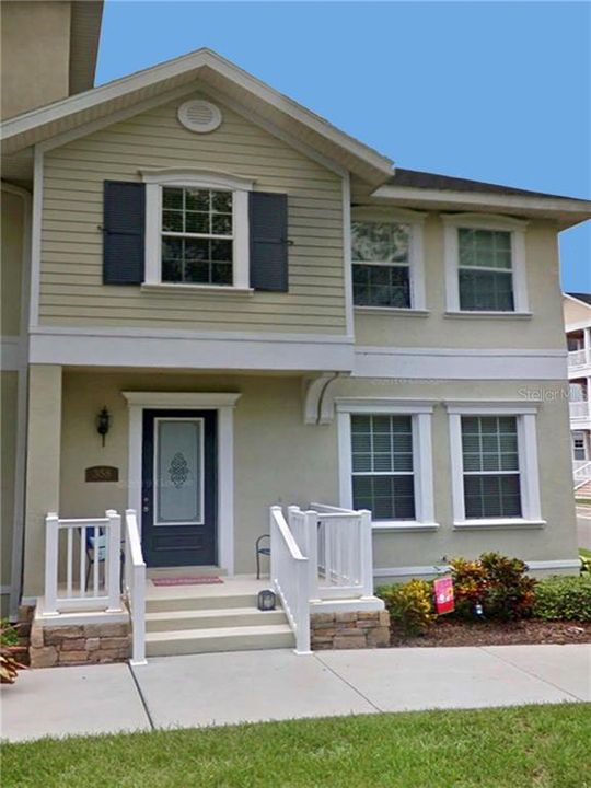 Recently Sold: $220,000 (2 beds, 2 baths, 1085 Square Feet)