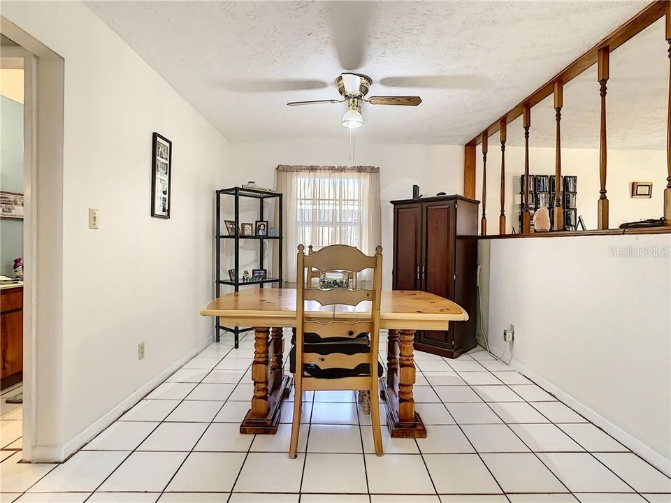 Recently Sold: $209,500 (2 beds, 1 baths, 1074 Square Feet)