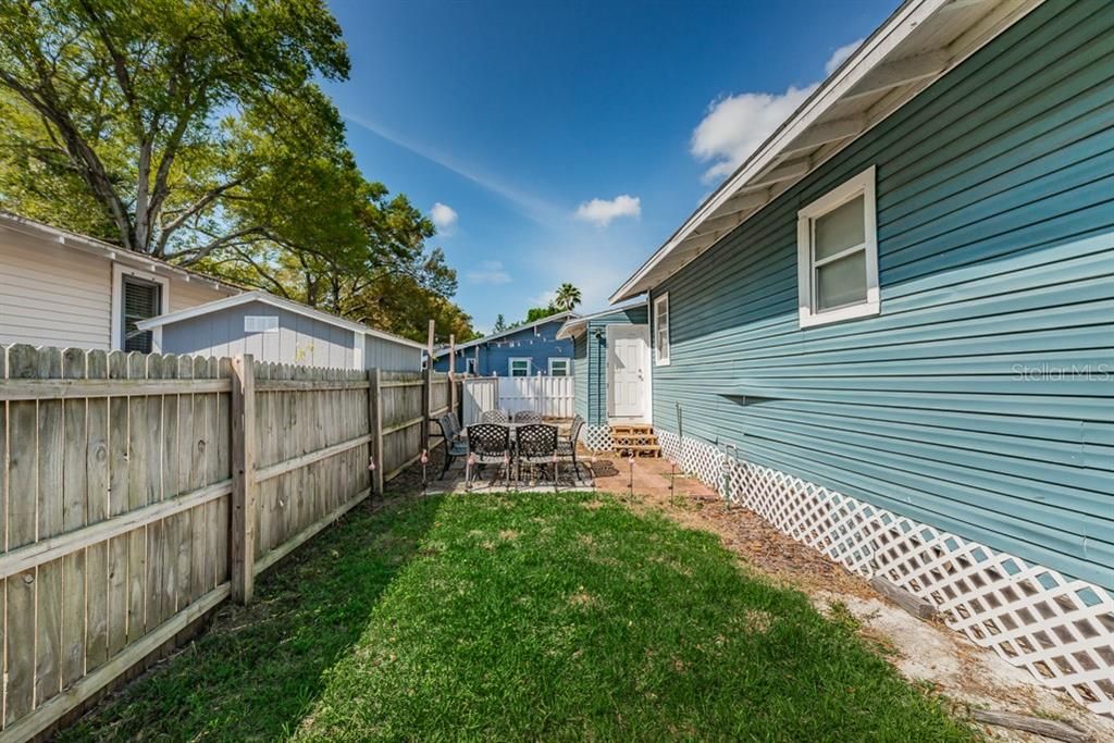 Recently Sold: $315,000 (3 beds, 2 baths, 1250 Square Feet)
