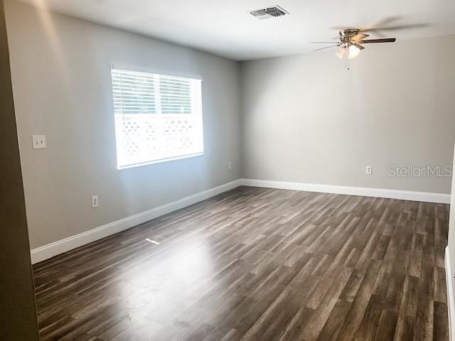 Recently Sold: $149,999 (2 beds, 2 baths, 965 Square Feet)