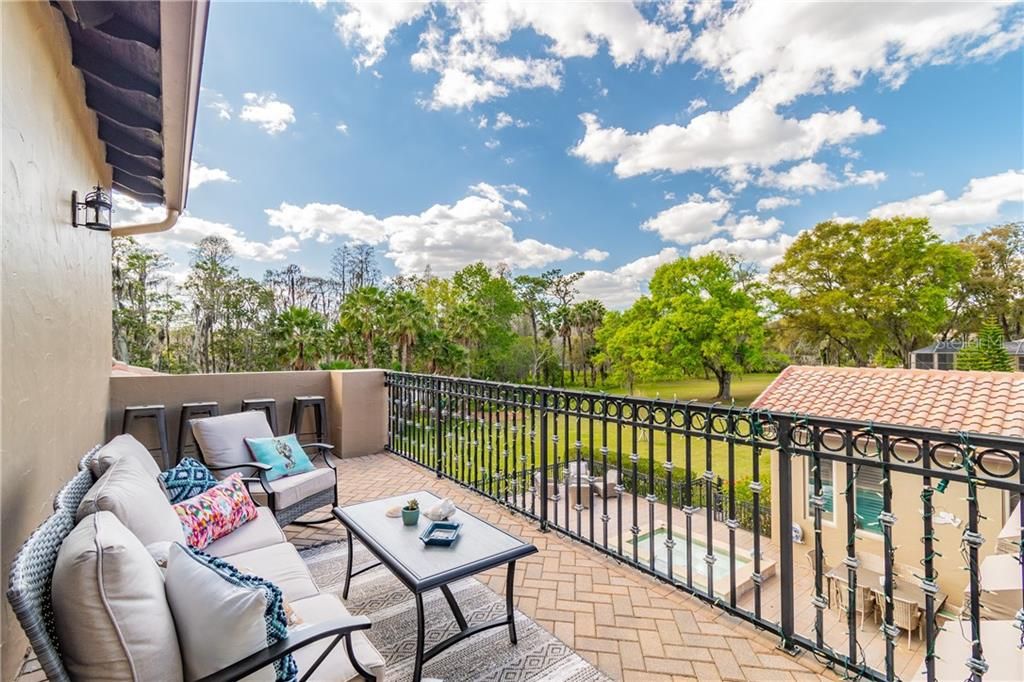 Recently Sold: $2,150,000 (5 beds, 5 baths, 6069 Square Feet)