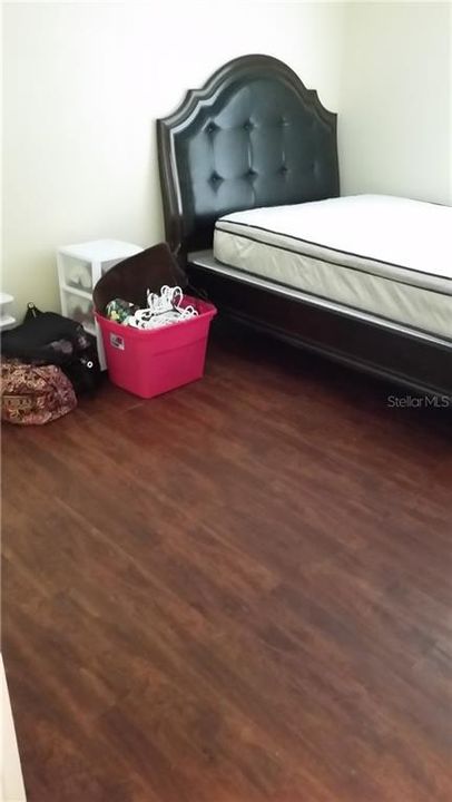 Recently Rented: $995 (1 beds, 1 baths, 627 Square Feet)