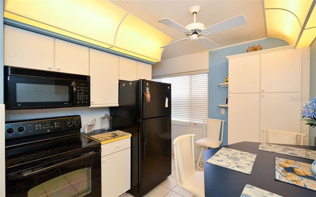 Recently Sold: $249,000 (1 beds, 1 baths, 522 Square Feet)