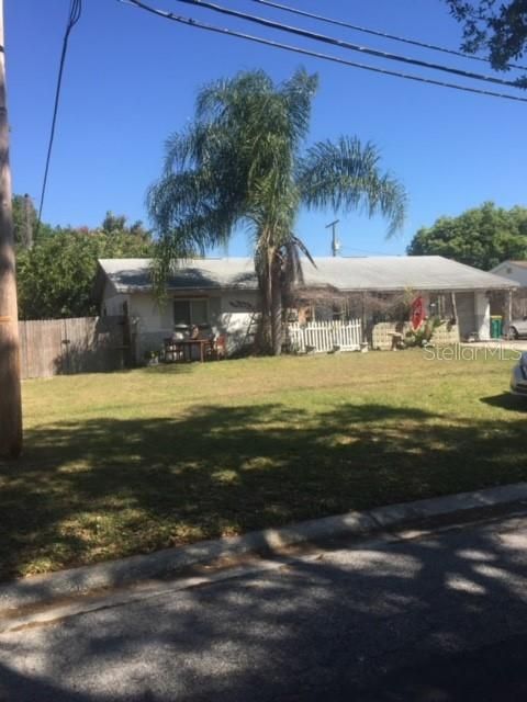 Recently Sold: $210,000 (2 beds, 1 baths, 1311 Square Feet)
