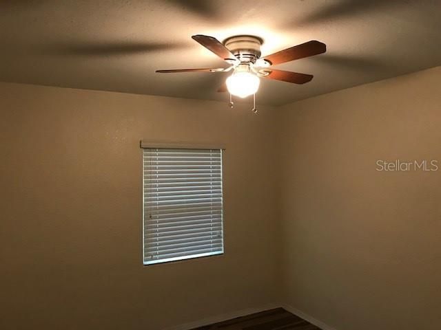 Recently Rented: $975 (3 beds, 1 baths, 898 Square Feet)