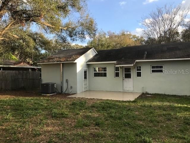 Recently Rented: $975 (3 beds, 1 baths, 898 Square Feet)