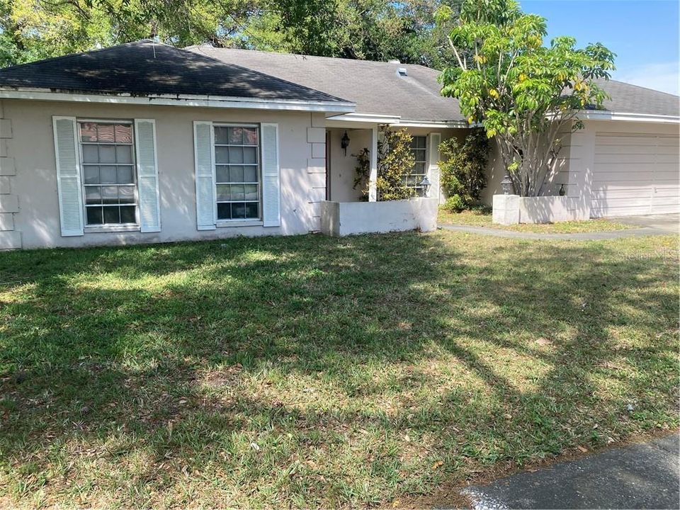 Recently Sold: $324,900 (4 beds, 2 baths, 2036 Square Feet)