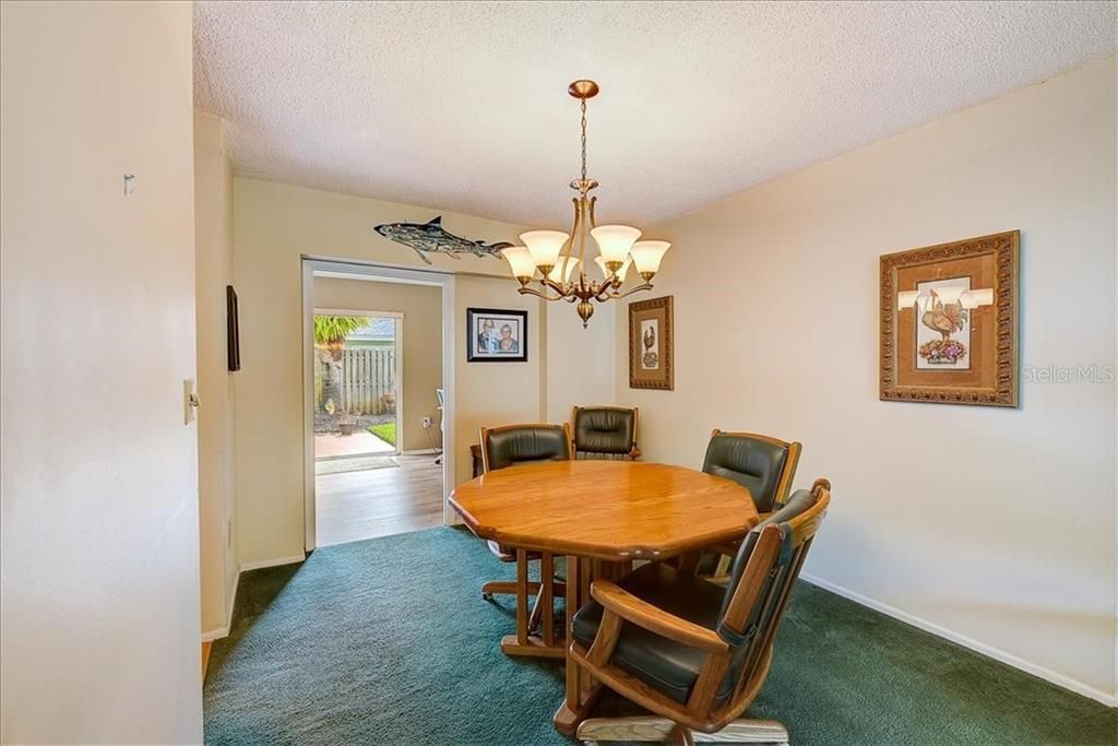 Recently Sold: $287,000 (2 beds, 2 baths, 1664 Square Feet)