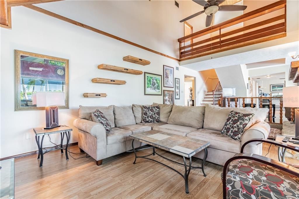 Recently Sold: $795,000 (3 beds, 3 baths, 2647 Square Feet)