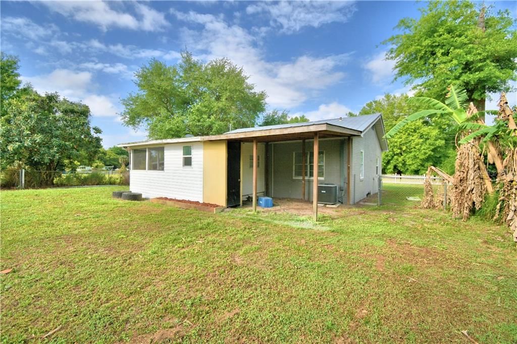 Recently Sold: $154,900 (3 beds, 2 baths, 974 Square Feet)