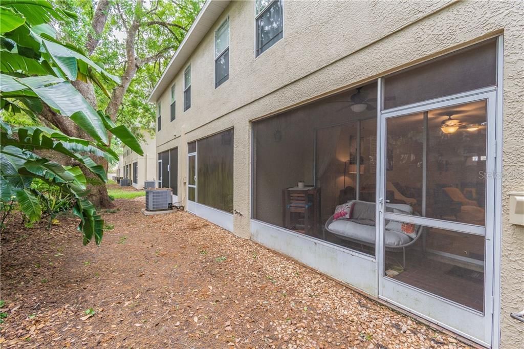 Recently Sold: $237,900 (2 beds, 2 baths, 1434 Square Feet)
