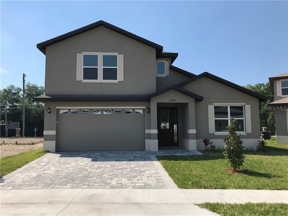 Recently Sold: $365,000 (4 beds, 3 baths, 2556 Square Feet)