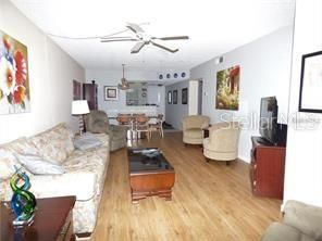 Recently Sold: $126,000 (2 beds, 1 baths, 965 Square Feet)