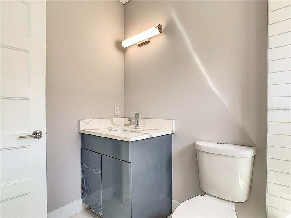 Недавно арендовано: $2,600 (3 спален, 3 ванн, 2050 Квадратных фут)