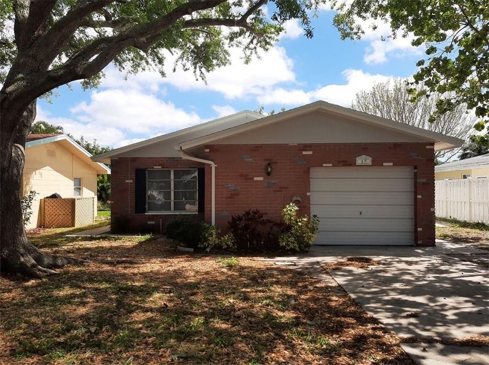 Recently Sold: $348,285 (2 beds, 2 baths, 1038 Square Feet)