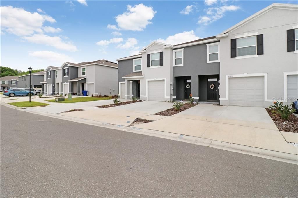 Recently Sold: $240,000 (3 beds, 2 baths, 1673 Square Feet)