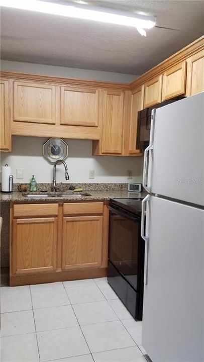 Recently Sold: $97,000 (2 beds, 2 baths, 1120 Square Feet)