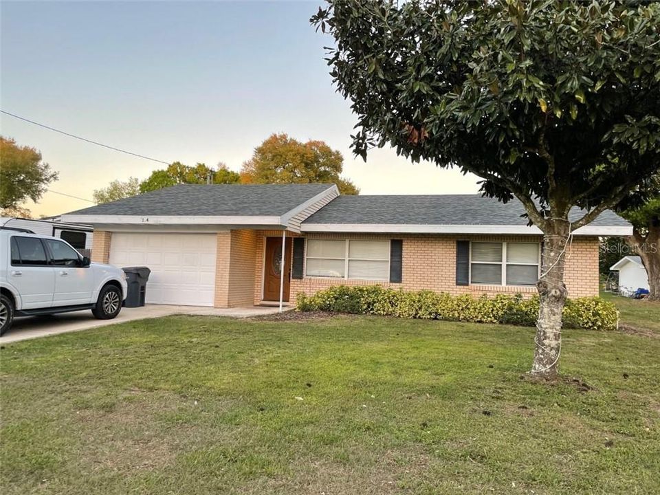 Vendido Recientemente: $200,000 (3 camas, 2 baños, 1484 Pies cuadrados)