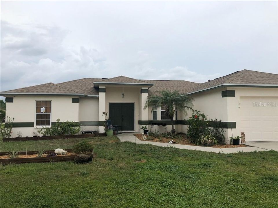 Recently Sold: $227,900 (3 beds, 2 baths, 1489 Square Feet)