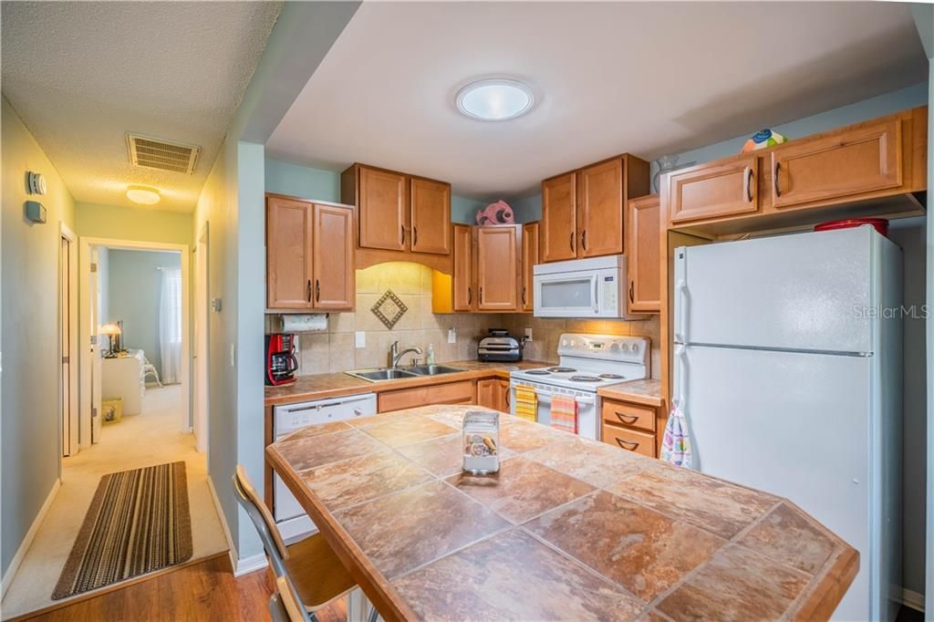 Recently Sold: $134,000 (2 beds, 2 baths, 960 Square Feet)