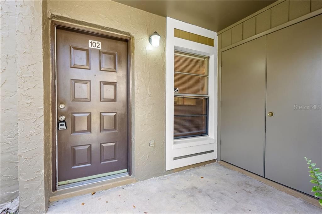 Recently Sold: $95,000 (2 beds, 2 baths, 912 Square Feet)