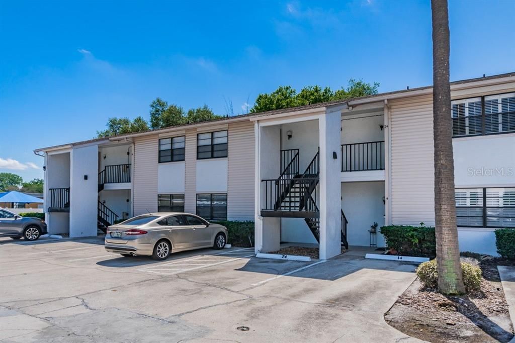 Recently Sold: $169,900 (2 beds, 1 baths, 857 Square Feet)